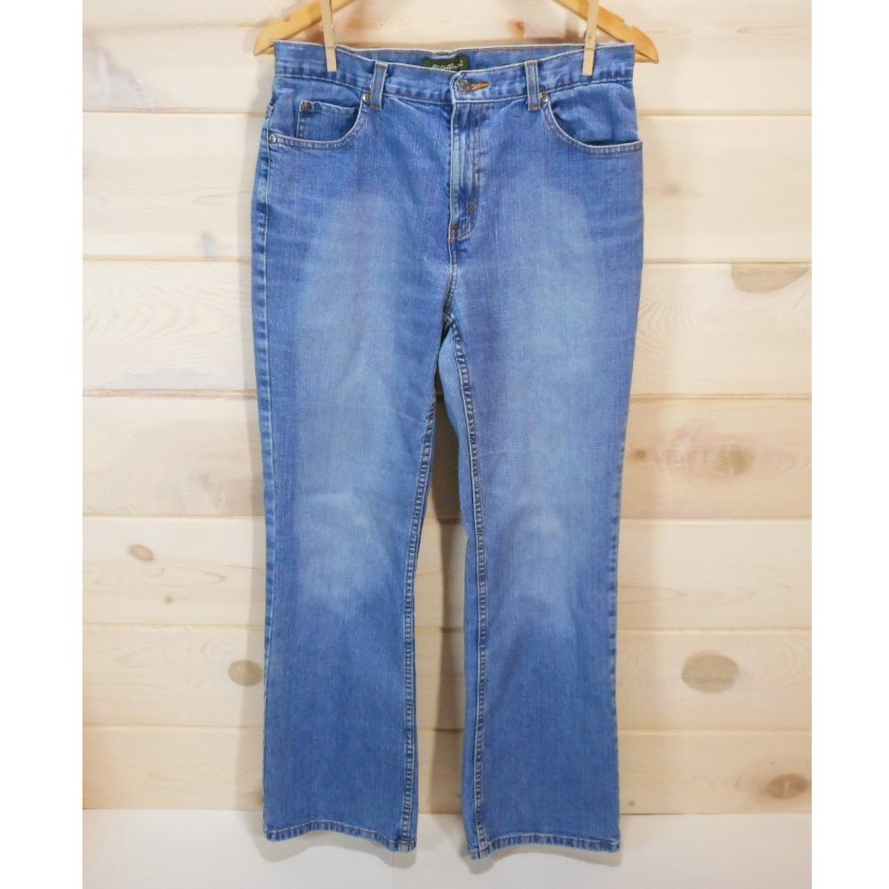 Eddie Bauer Bootcut Women's Blue Denim Jeans Measures Waist 31" Inseam 31"
